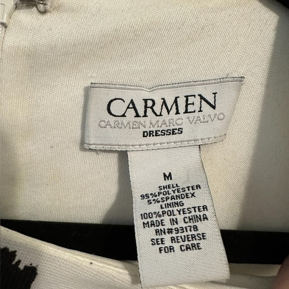 Carmen Marc Valvo Black and White Sleeveless Sheath Dress Size Medium Chevron - Picture 9 of 9